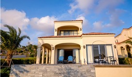 Residence 3 BR Private Pool (6A)